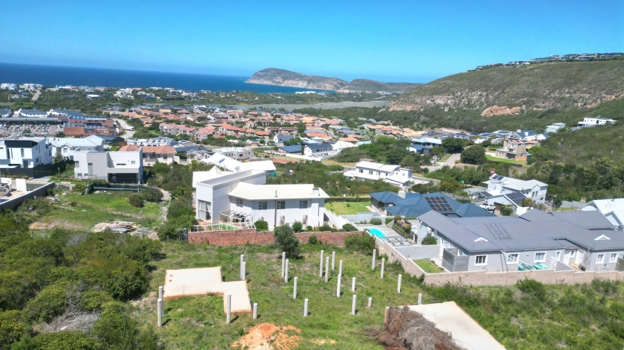 4 Bedroom Property for Sale in Whale Rock Western Cape